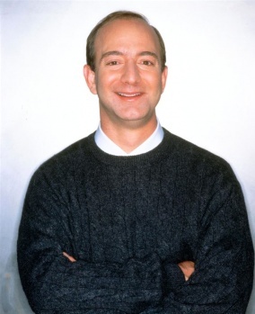 Jeff Bezos (Amazon'un kurucusu), günde 8 saat uyuyor.