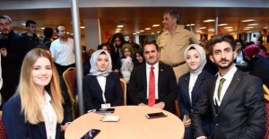 Öğrenciler Galata'dan Samsun'a Uğurlandı