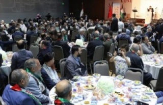 Numan Kurtulmuş ve Halid Meşal iftarda buluştu