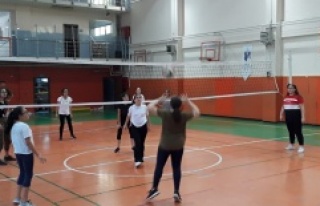 Beyoğlu’nda Yaz Spor Okulları İle Eğitime Ara...