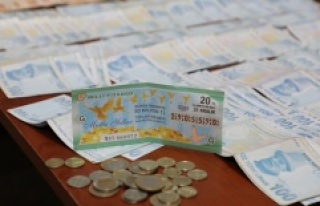 Dilencinin üzerinden 10 bin TL para ve Milli Piyango...