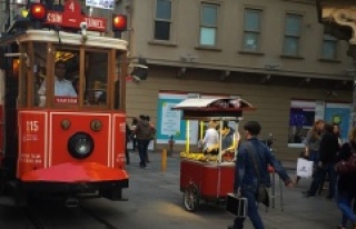 Kısa çalışma ödeneğinin süresi iki ay daha...