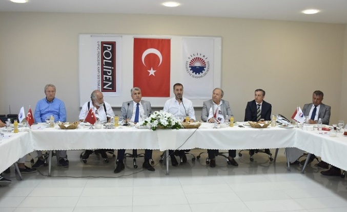 Volkan Yılmaz Kavaklı ve Selimpaşa Sanayicileriyle buluştu